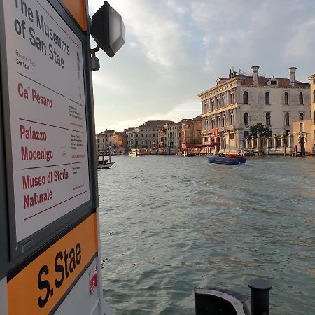 Central Lovely Typical Rooms Rialto Venedig Exterior foto